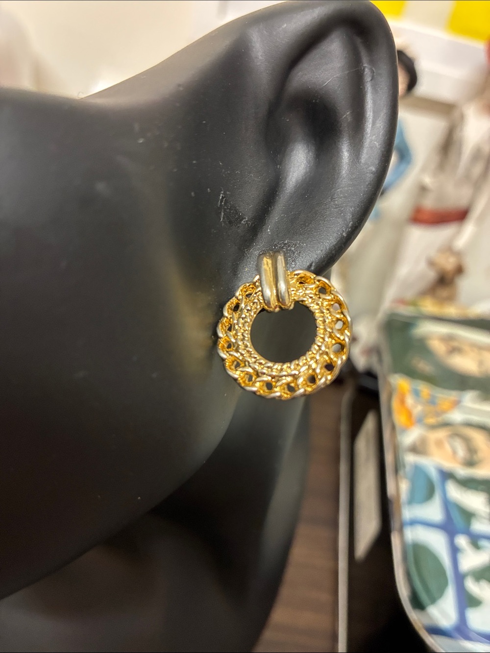 Vintage 1980s Gold Rope-Style Doorknocker Earrings